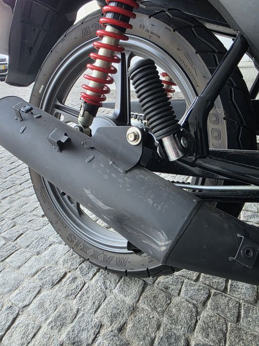 HONDA CB125F  4500km