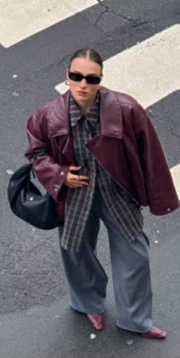 Кожаный  пиджак курточка винного цвета