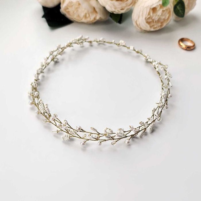 Весільні аксесуари для нареченої білий віночок у зачіску, гілочка 80см