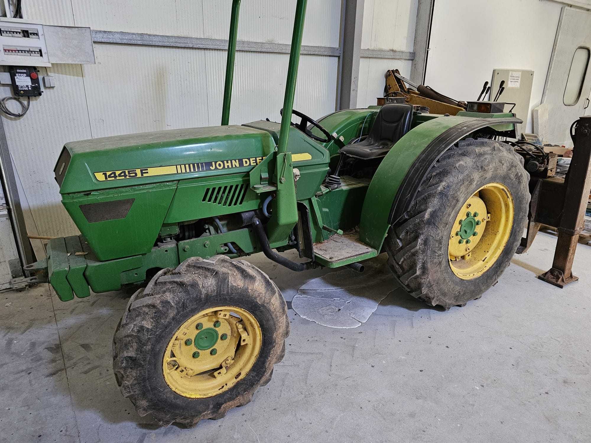 Trator john deere 1445f