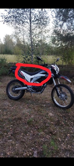 Обміняю білий пластик на чорний