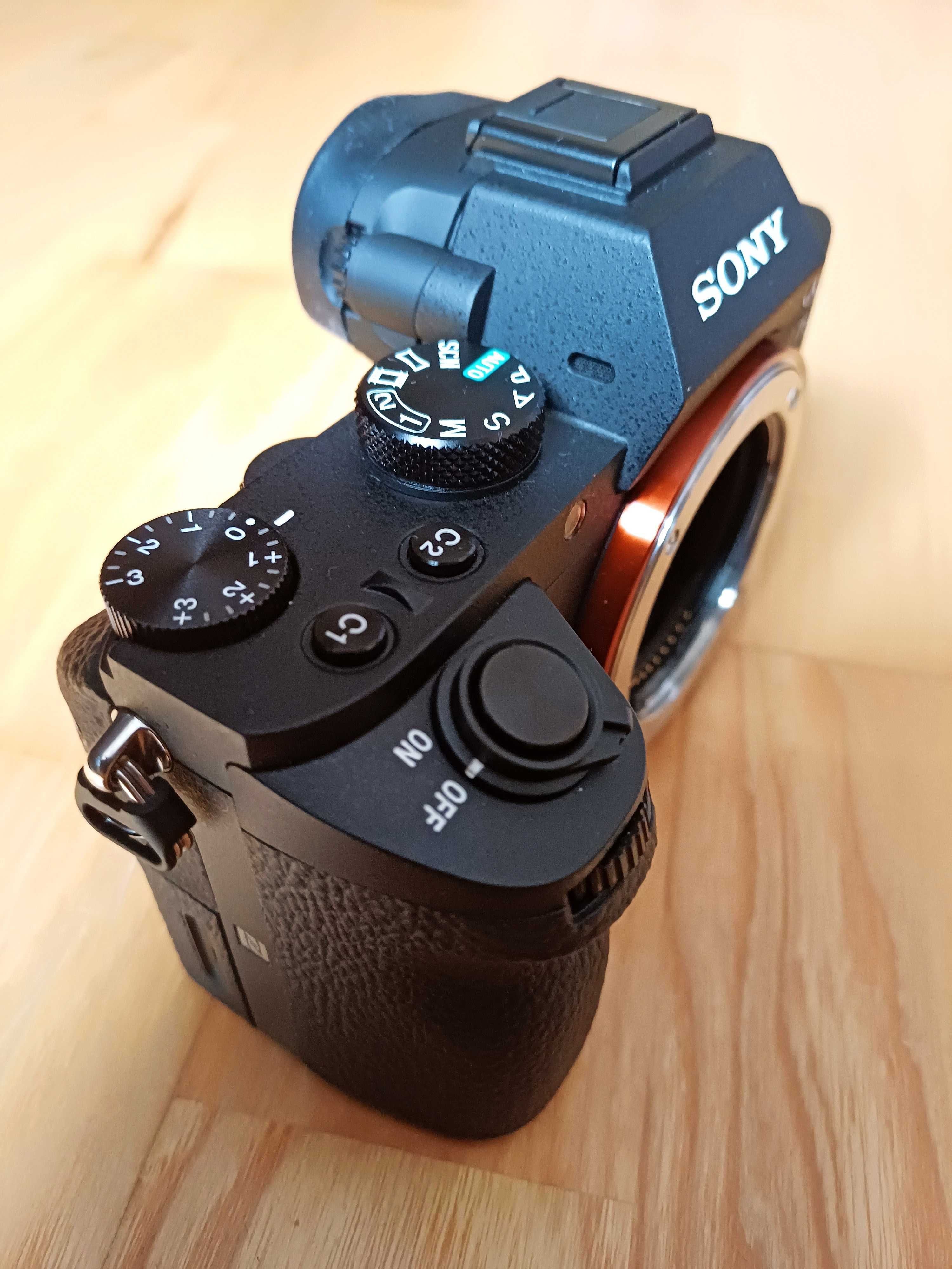 SONY a7 II zestaw JAK NOWY przebieg 241