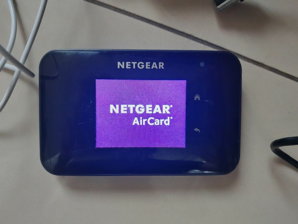 Router mobilny LTE przenośny na wyjazdy zagranicą obsługa wielu pasm