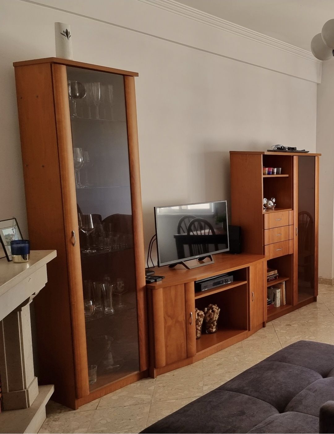 Móvel de sala (3 módulos)