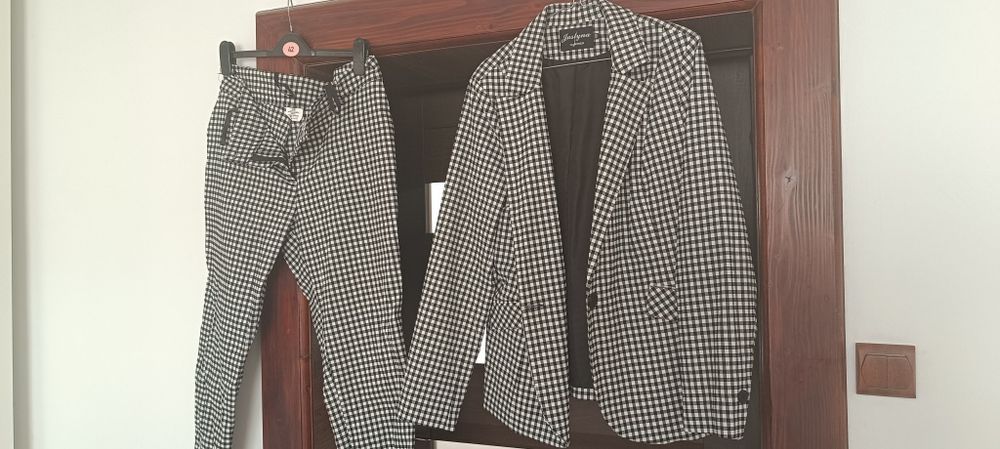 Damski garnitur w kratkę 48 rozmiar