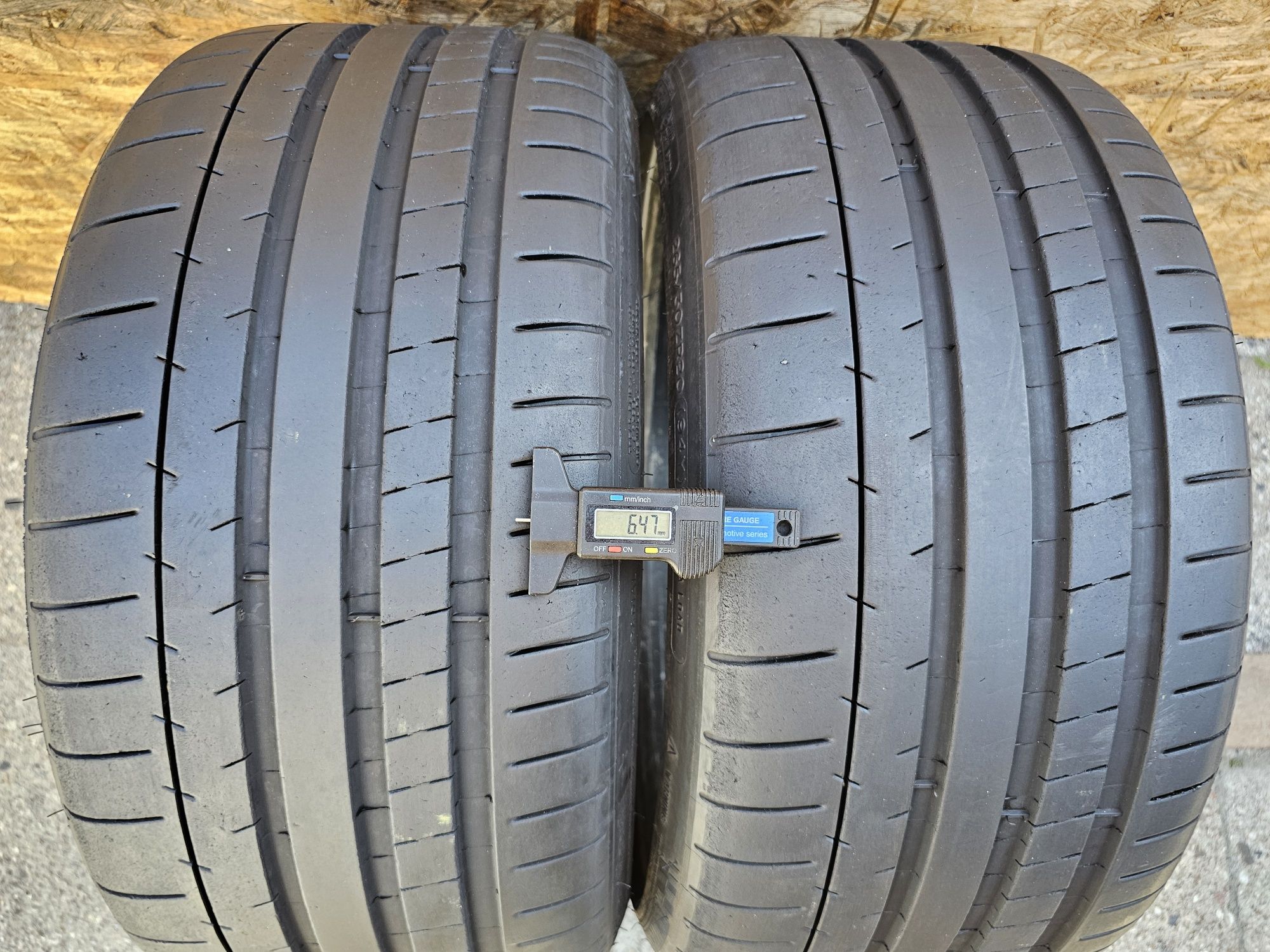 BDB Stan!!  265/30 r20 Michelin Pilot Super Sport. 3917