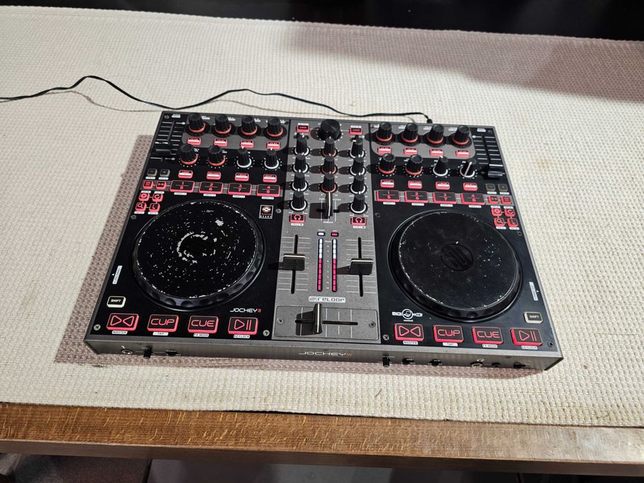 DJ контролер Reloop Jockey 3 Master Edition