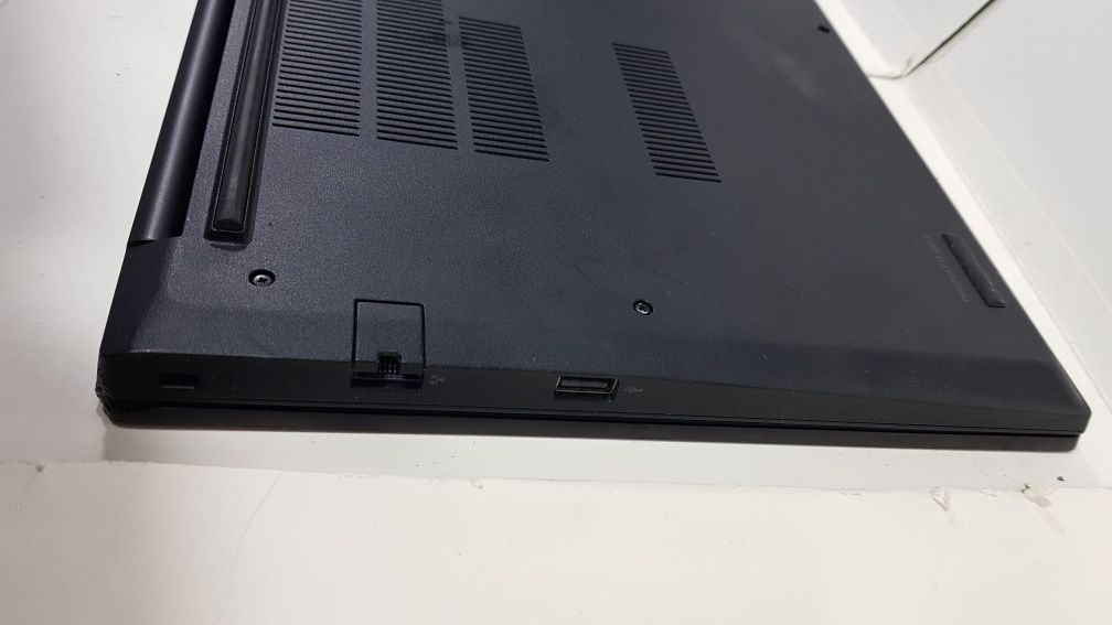 Ноутбук Lenovo ThinkPad E15