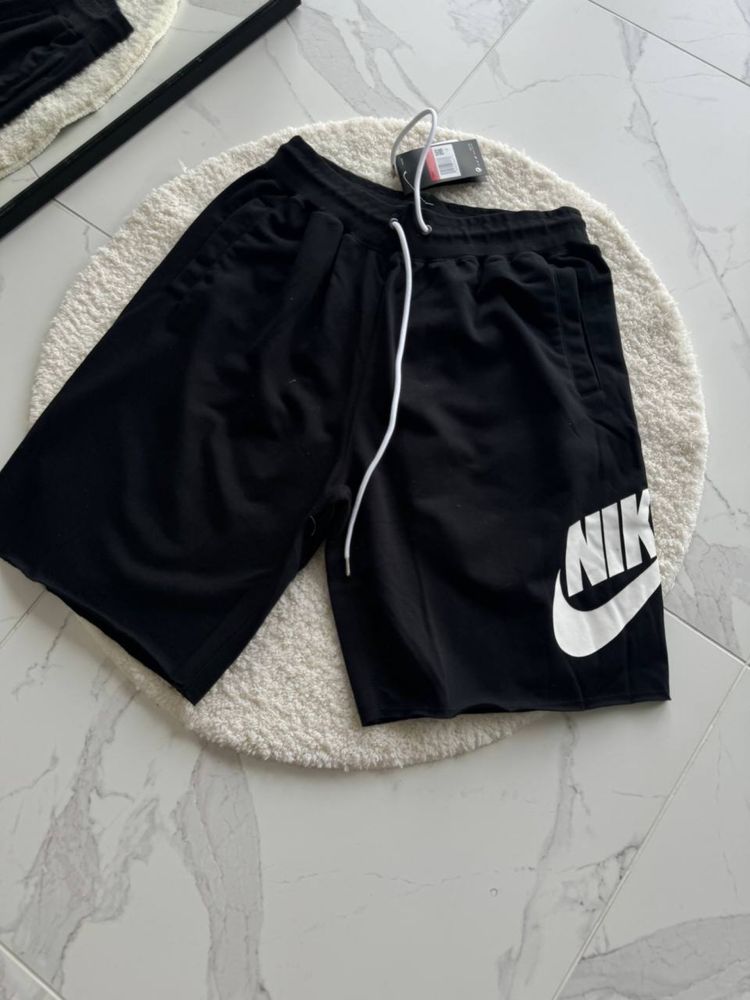 Шорти Nike Clube