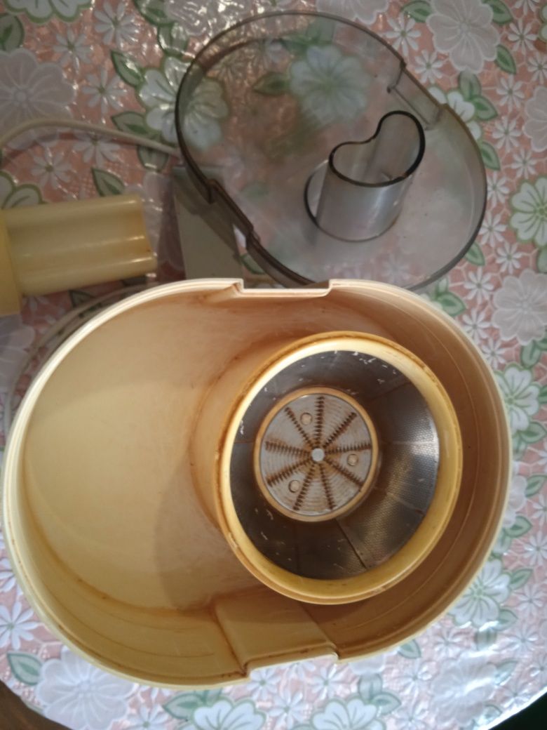 Електричний соковіджимач