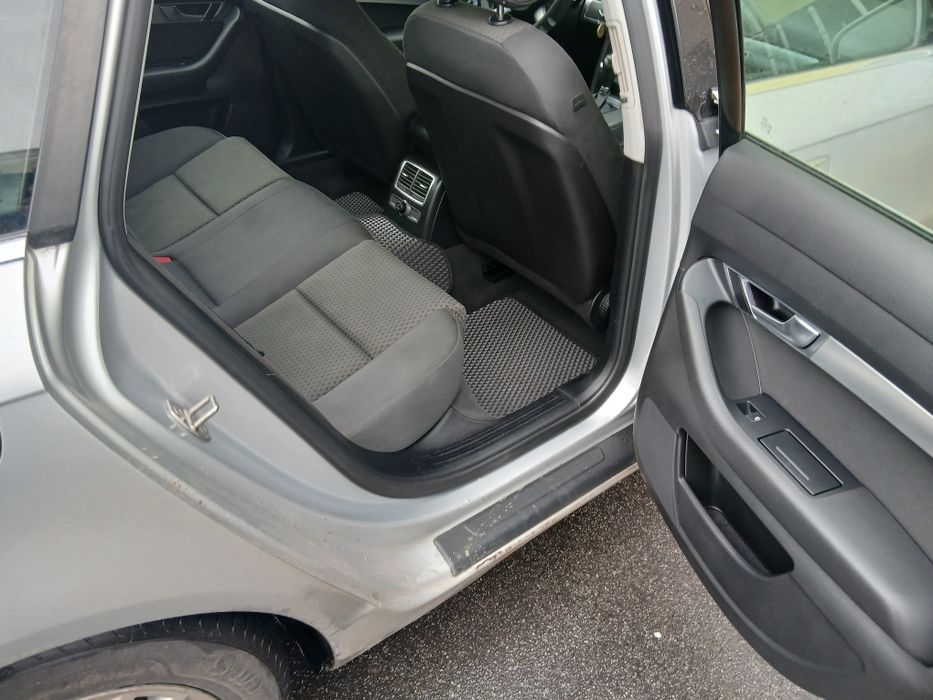 Продам  Обмен  АУДИ а6 с6 3.0 кватро