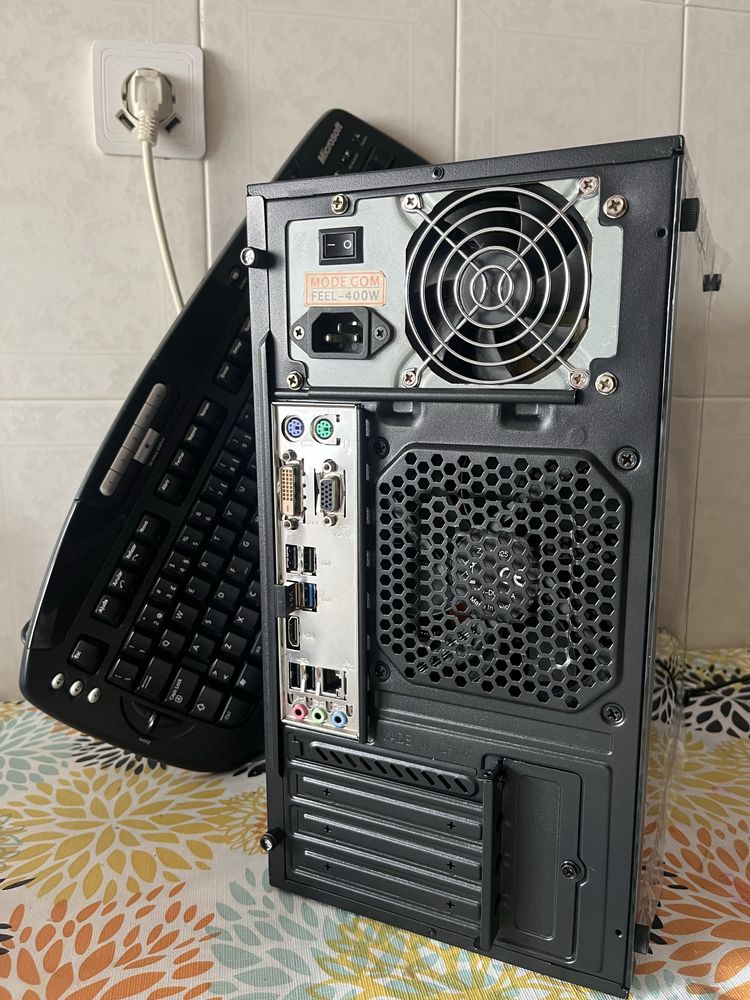 Computador micro atx Asus