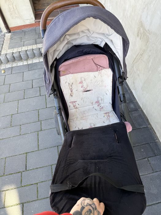 Sprzedam wozek spacerowy