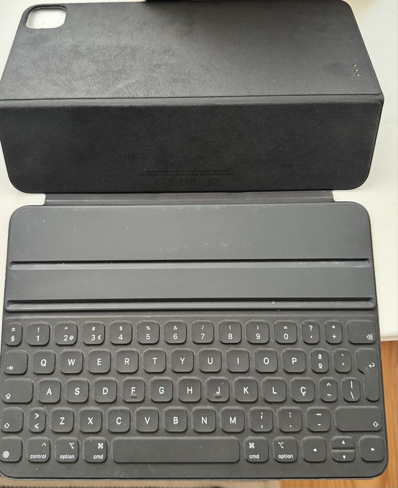 Smart Keyboard Folio ipad 11 pro ou air - PT