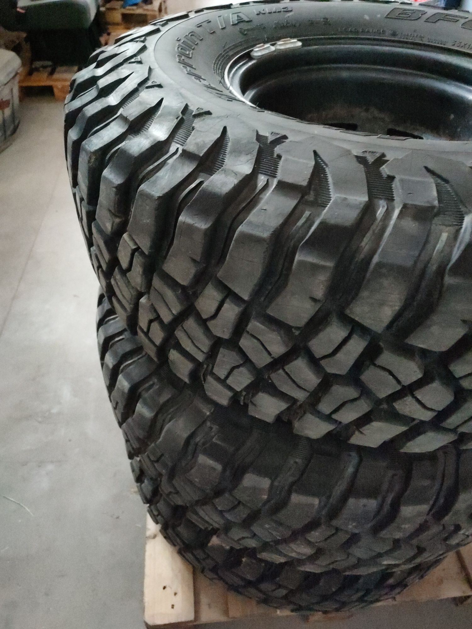 Opony z felgami patrol mud- terrrain R 15