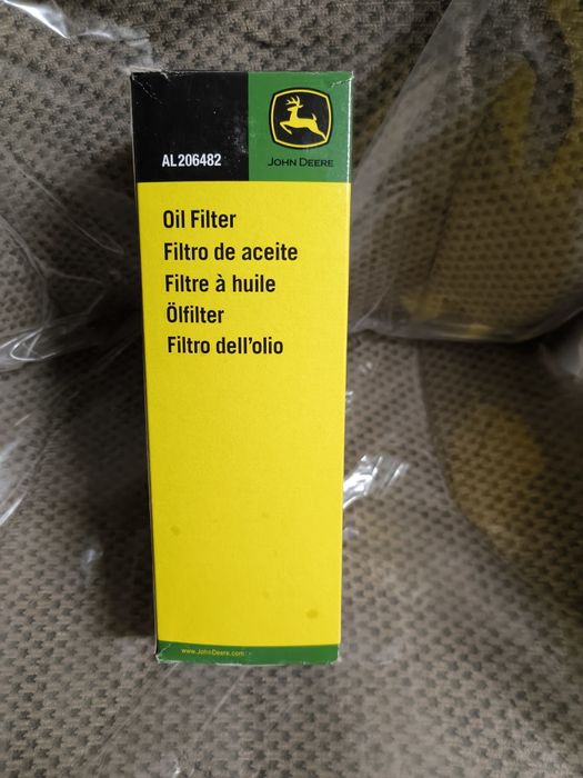 Filtr hydrauliki , skrzyni  John Deere AL206482 AL118321