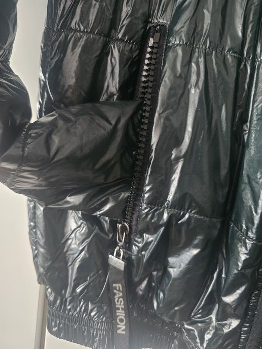 Kurtka damska lakierowana