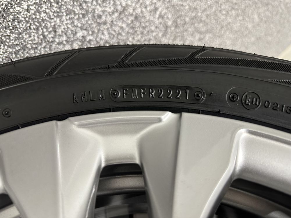 Nowe oryginalne koła zimowe alufelgi 17 Fiat 500X