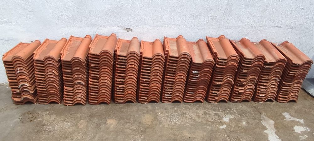 Telha Lusa usada [bom estado]