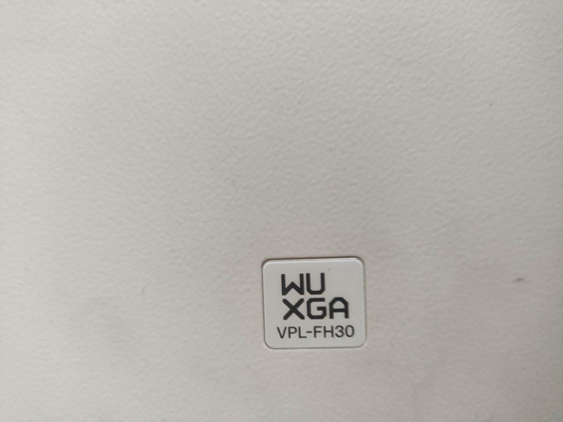 Sony projektor vpl fh30 na części