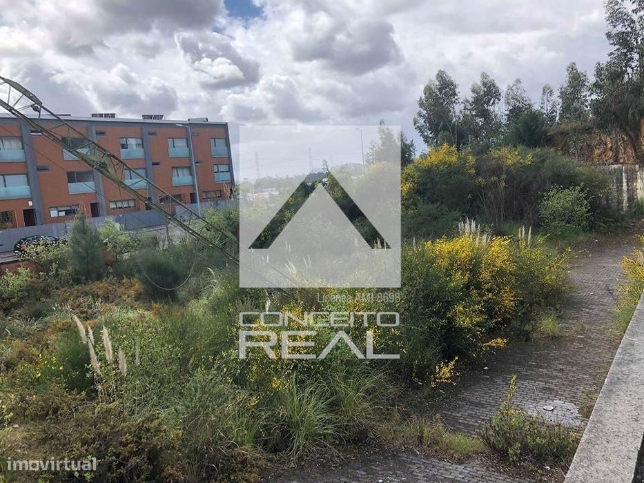 Lotes de Terreno p/ construção de moradias - Alfena (5 lotes)