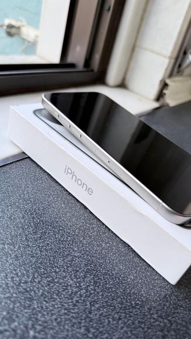 iPhone 15 Pro Max Branco. 256 GB