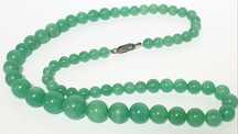 Lindissimo precioso colar vintage em jade com fecho em prata