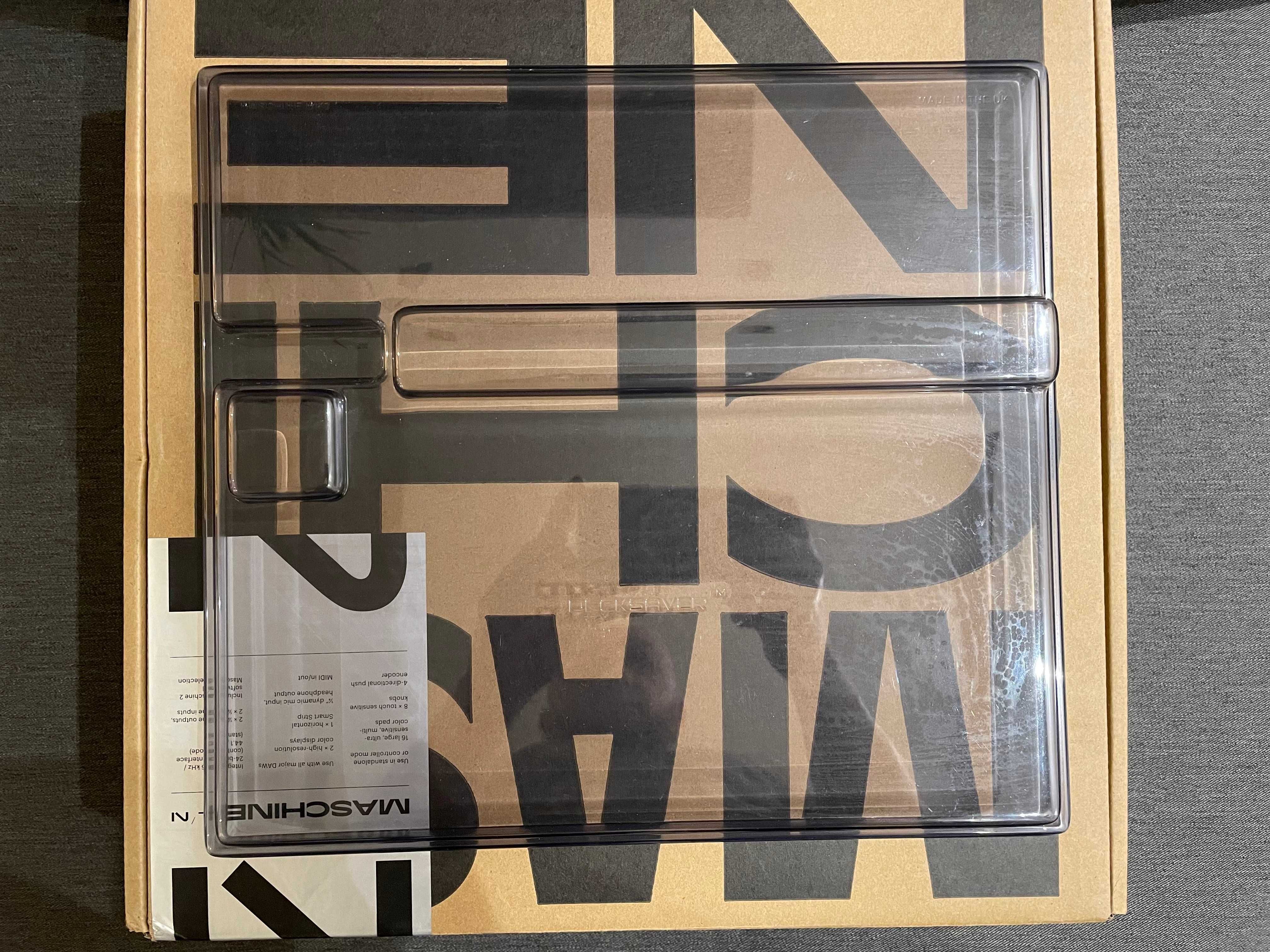 Native Instruments Maschine Plus + захисний Decksaver