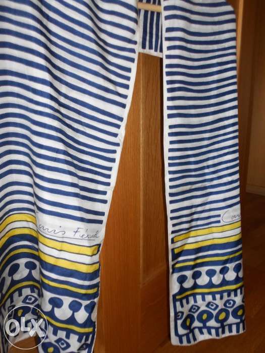 Écharpe VINTAGE Louis Féraud