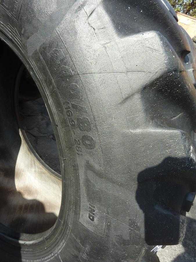 2x Opona używana 440/80-28 16.9-28 16.9R28 MICHELIN 1400zł(szt.) W3875