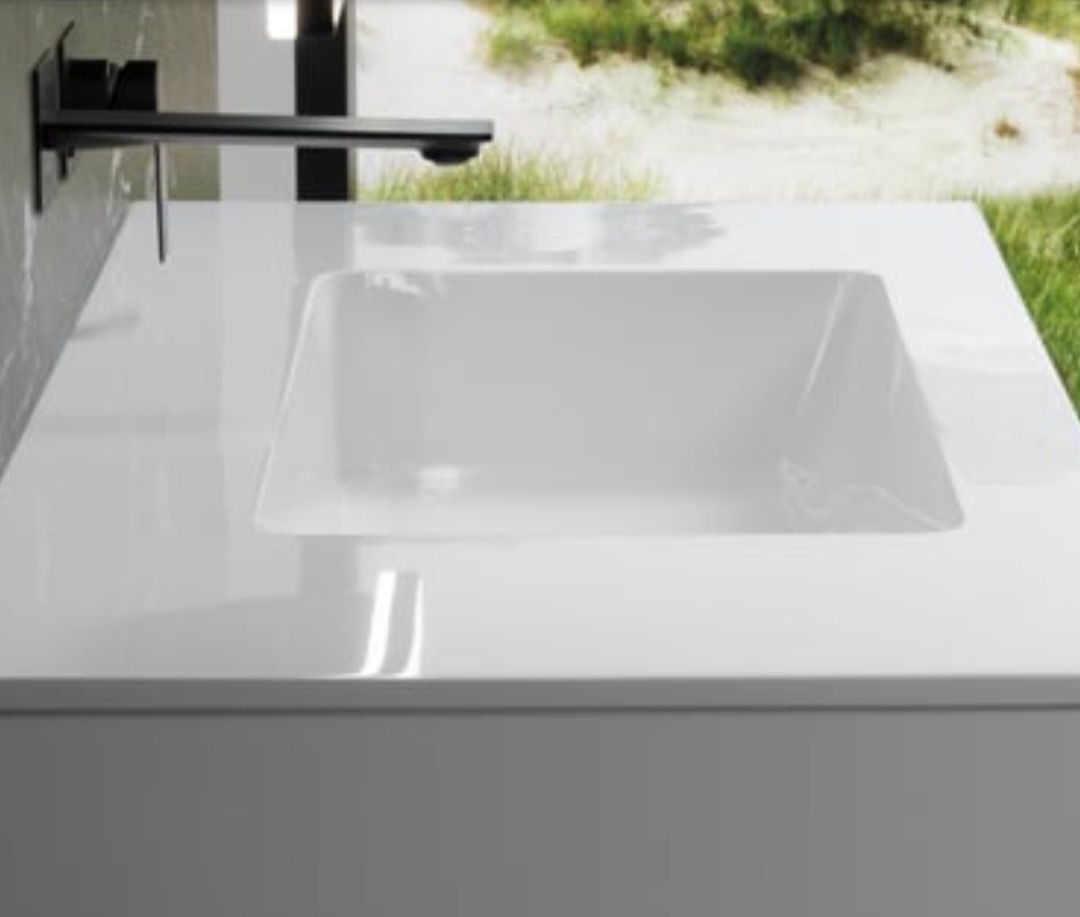 Nowa umywalka 100 cm z blatem