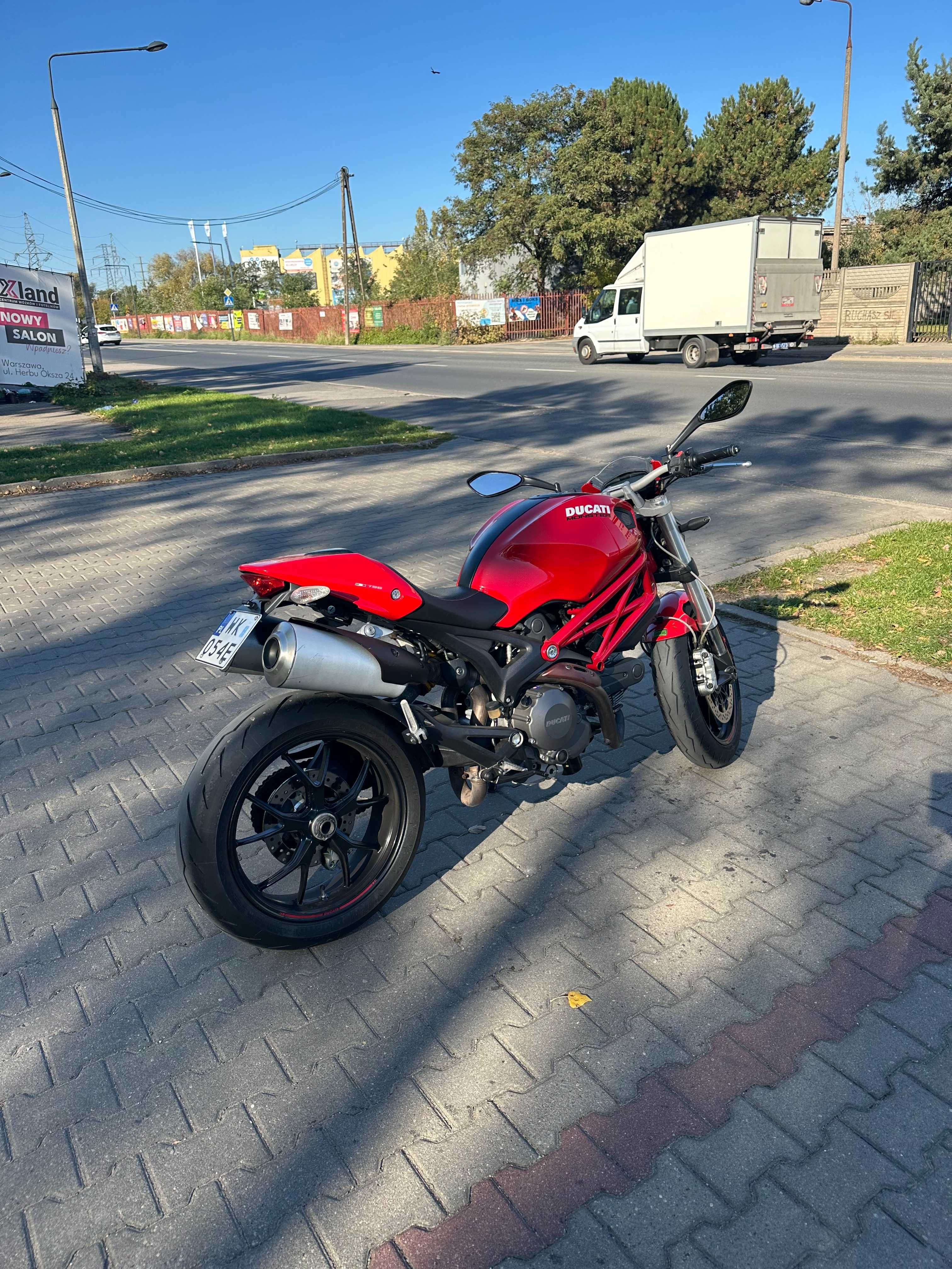 Ducati Monster 796, 2013 roku, 15tyś Duży Serwis, Nowe Opony (nie 696)