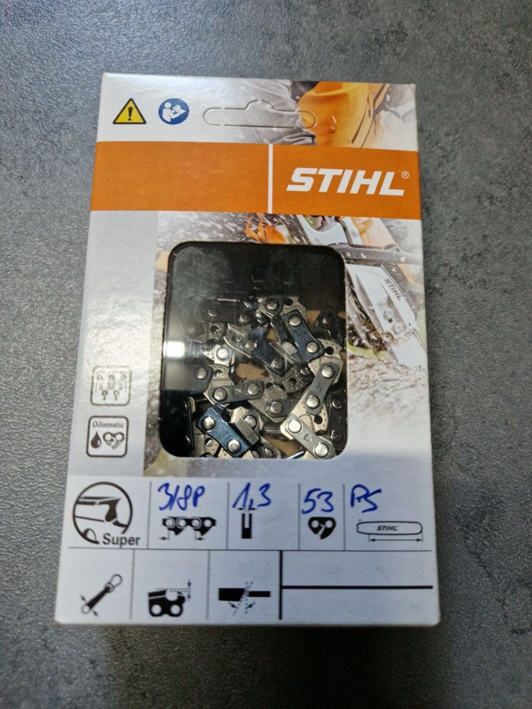 Nowy łańcuch STIHL do pilarki spalinowej.