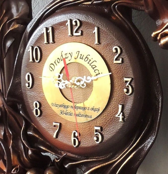 Trójwymiarowy obraz z zegarem i różami ze skóry + GRAWER