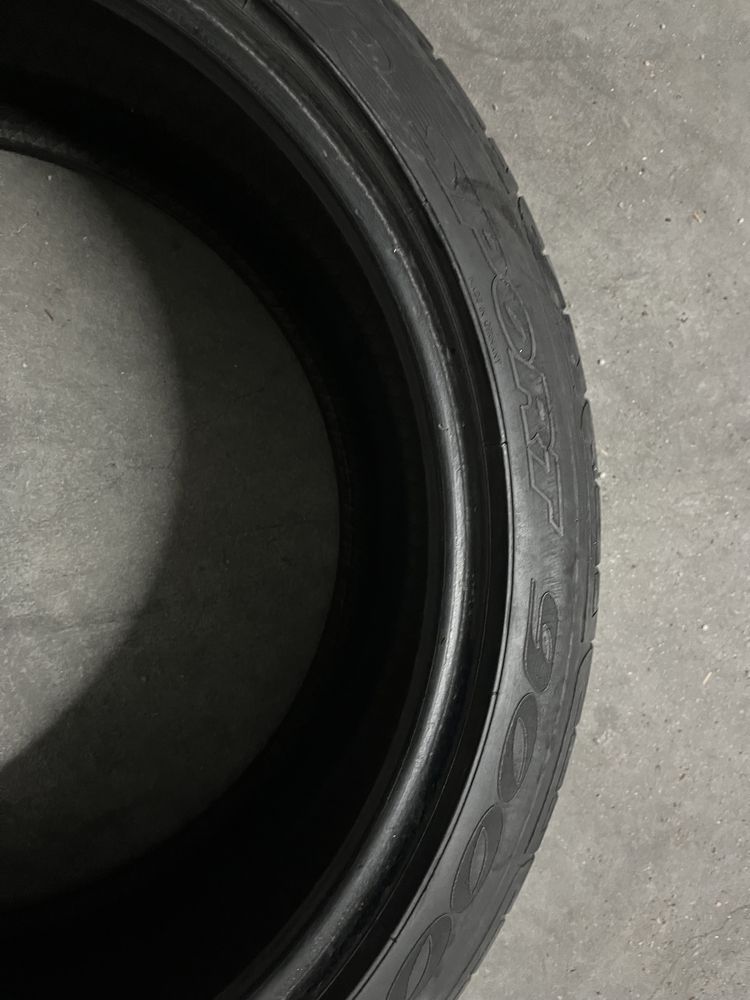 Par pneus Dunlop SP Sport, 245/40 R19, em boa condicao (55%)