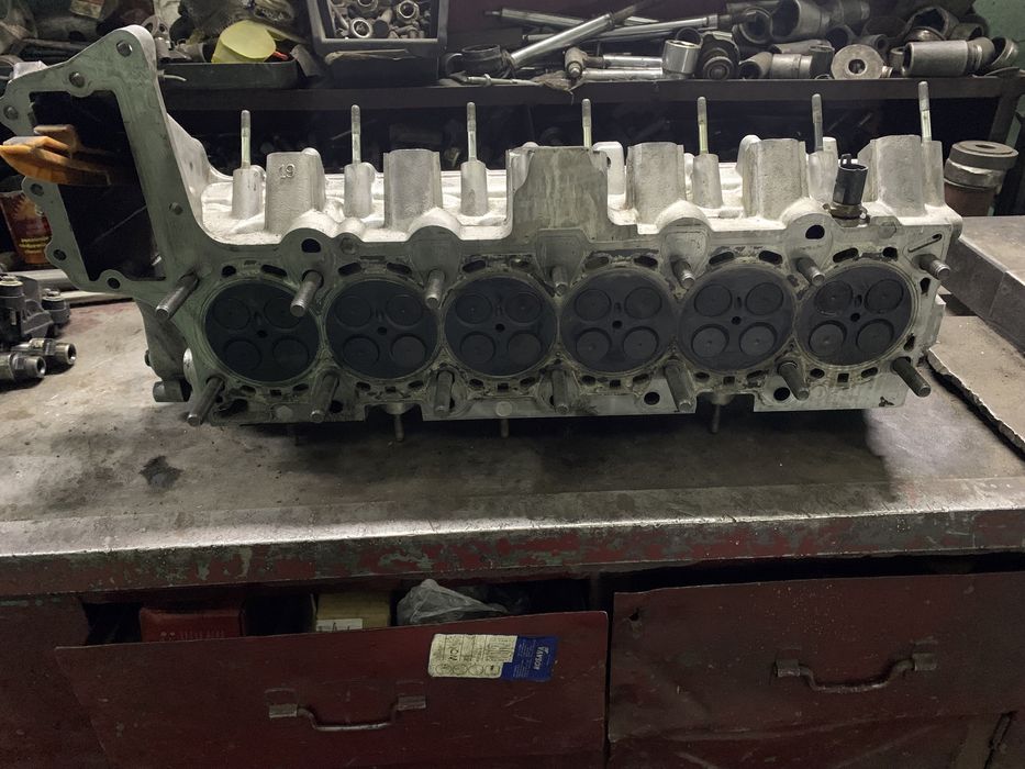 Продам ГБЦ на бмв е39 3,0тди м57