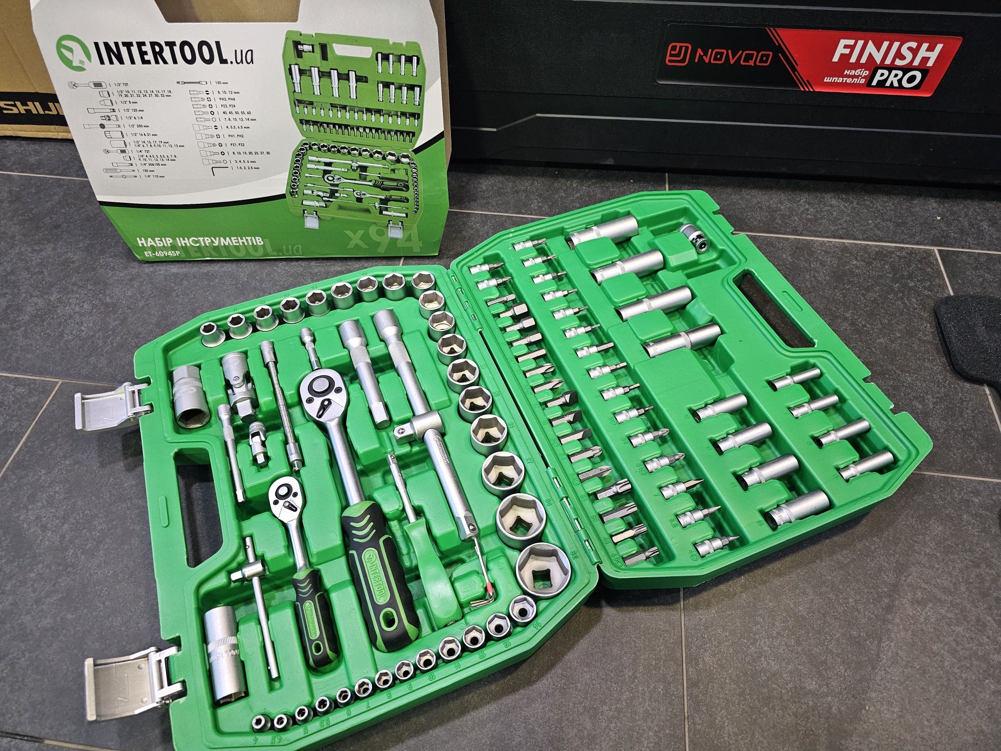 Набор инструментов Головок 94ед. Intertool 1/2", 1/4" 72 зуба Трещетки