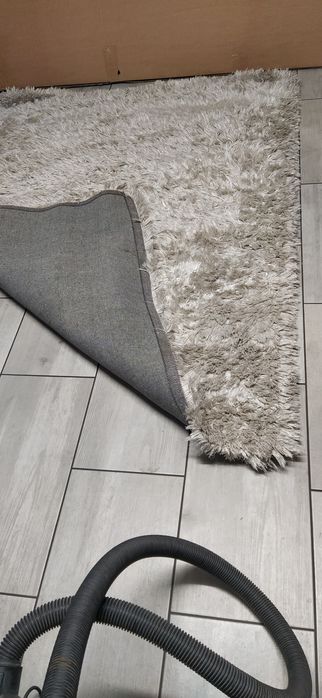 Dywan biały długie włosie 145x195