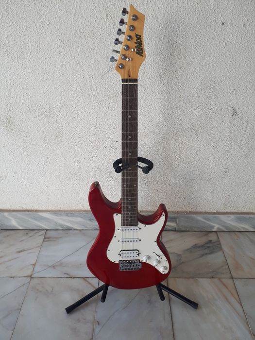 Guitarra Elétrica