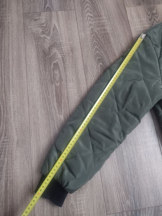 Легка куртка для чоловіків