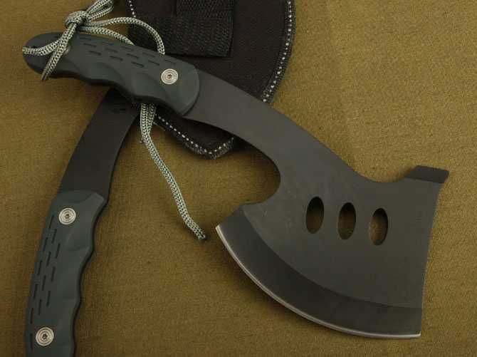 TOPOREK Tasak siekiera Tomahawk Survival T4