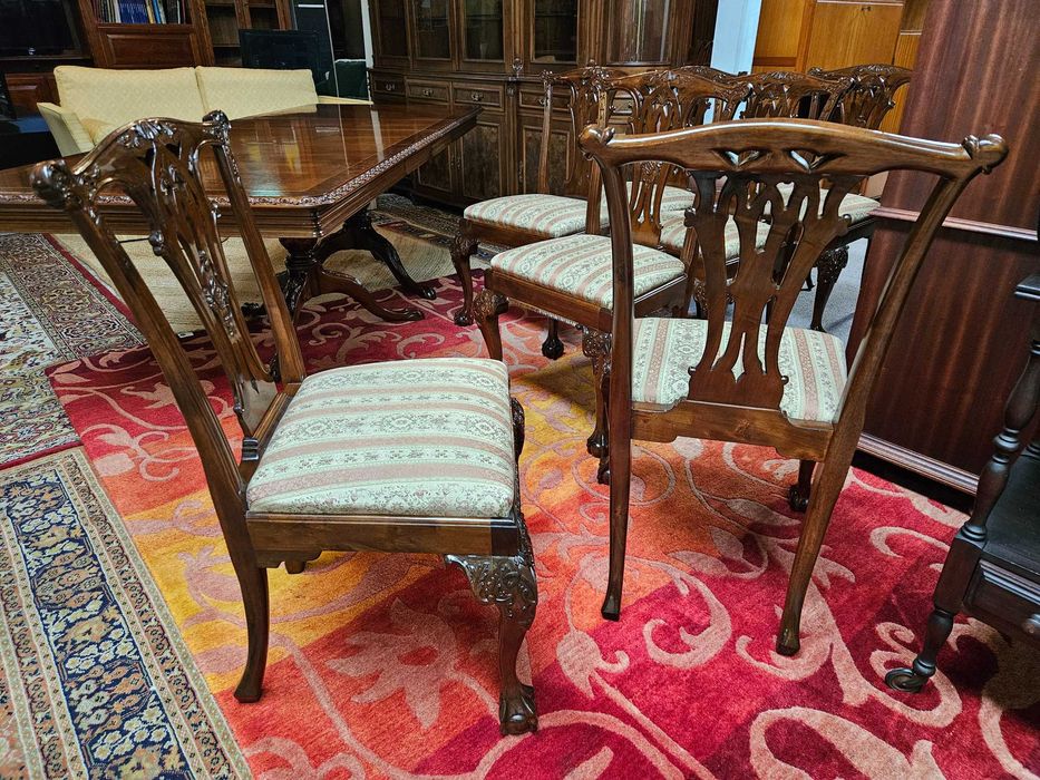 Imponentes cadeiras antigas, sem braços, estilo D. João V - ópt