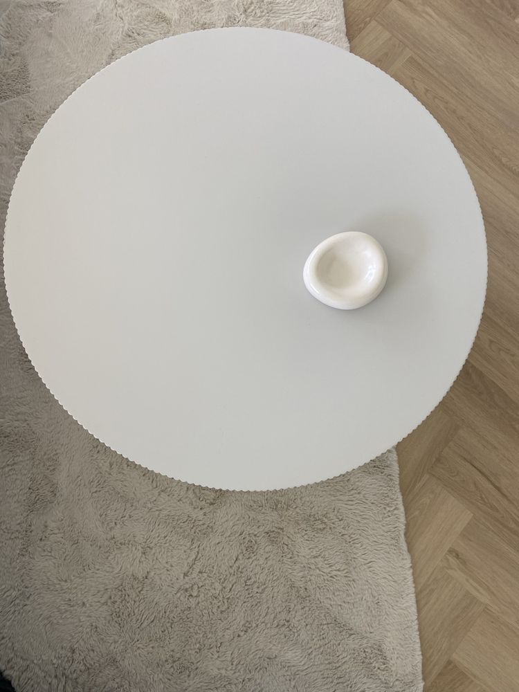 Ryflowany  stolik kawowy okrągły stół szaro beżowy 90 cm