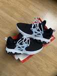 nike react presto black / white 2019 us10.5 nowe