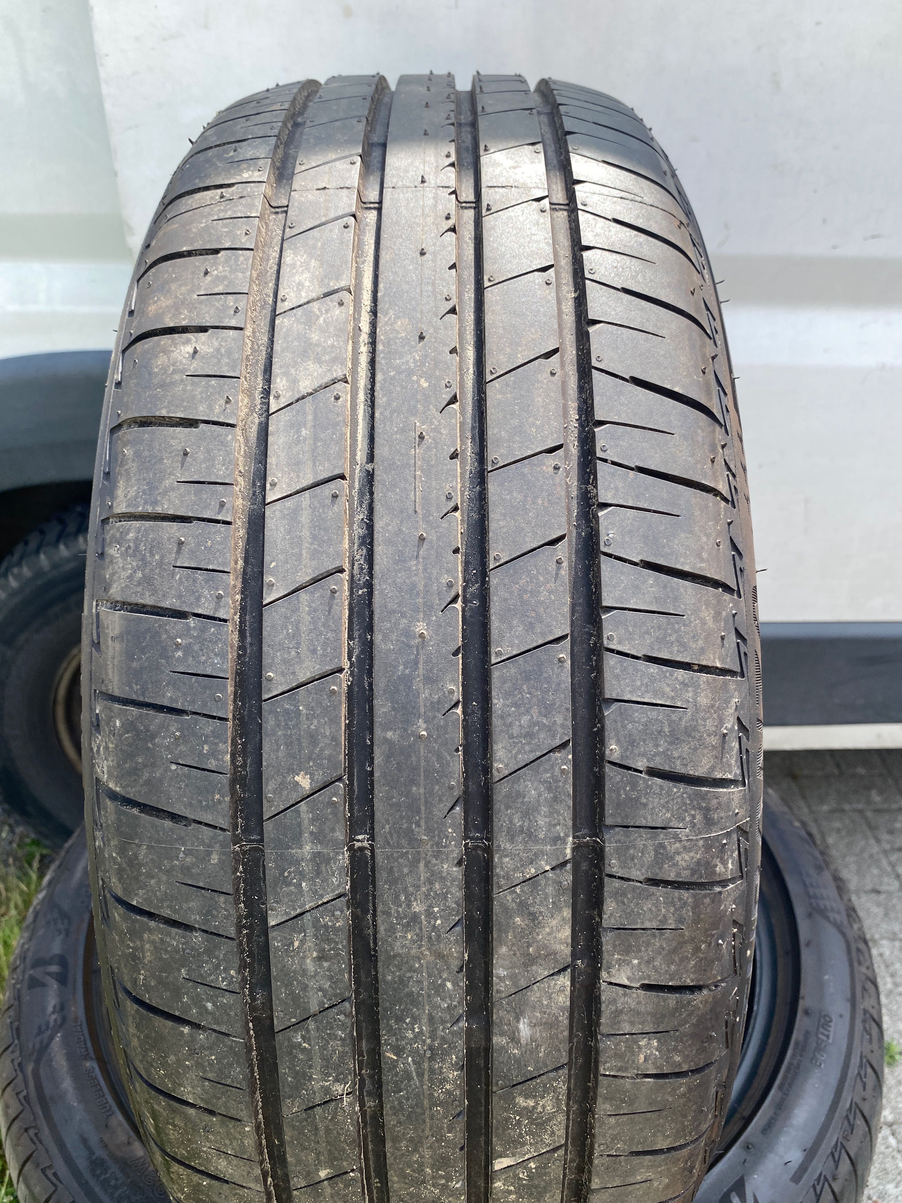 Opony Lato 4 szt. 225/45R19 BRIDGESTONE TURANZA Nowe/Demo 2022r.