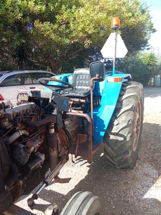 Trator Ebro 6040