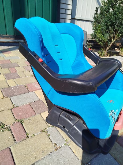 Кресло детское автомобильное