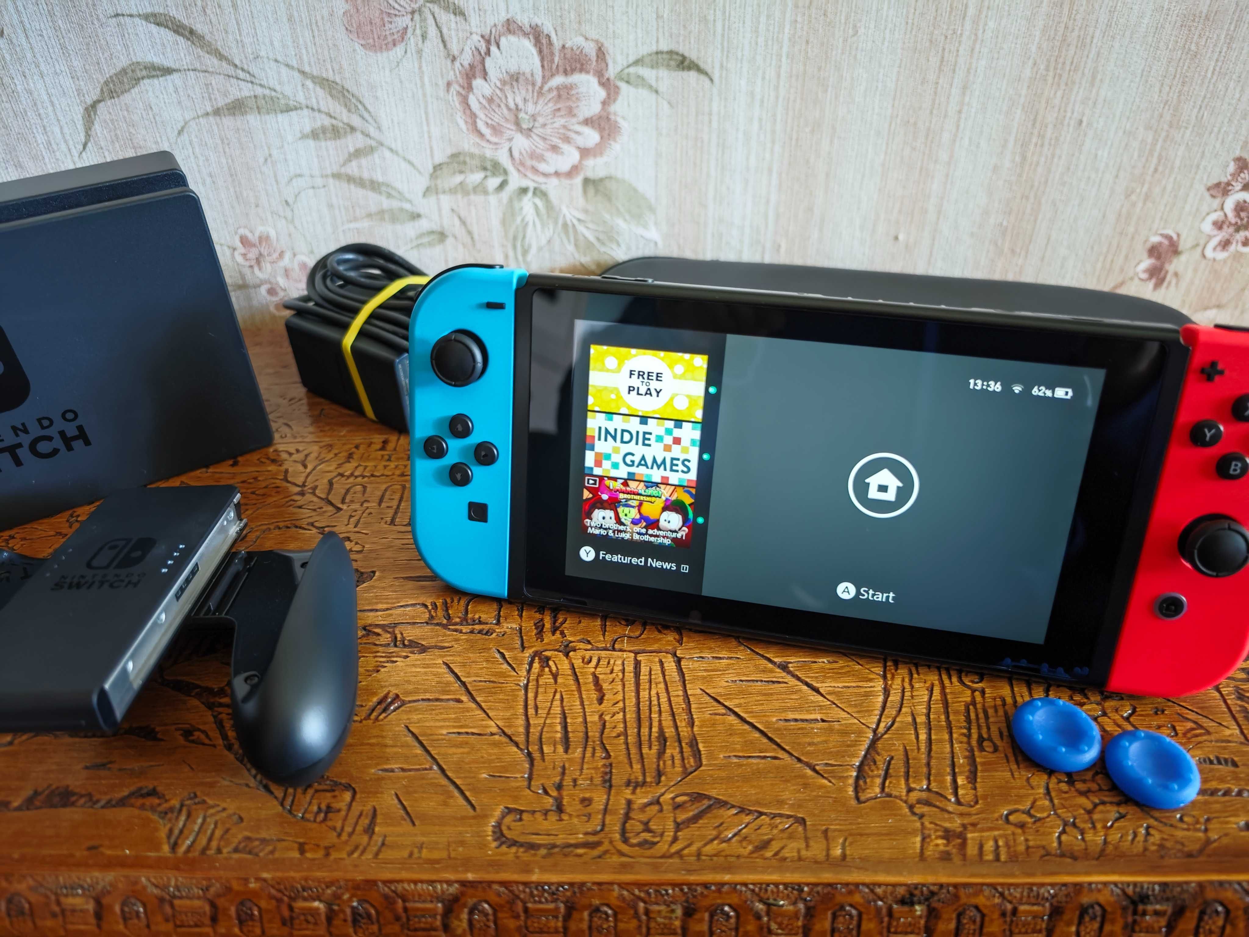 Nintendo Switch (Modelo 2019) Usada + jogo