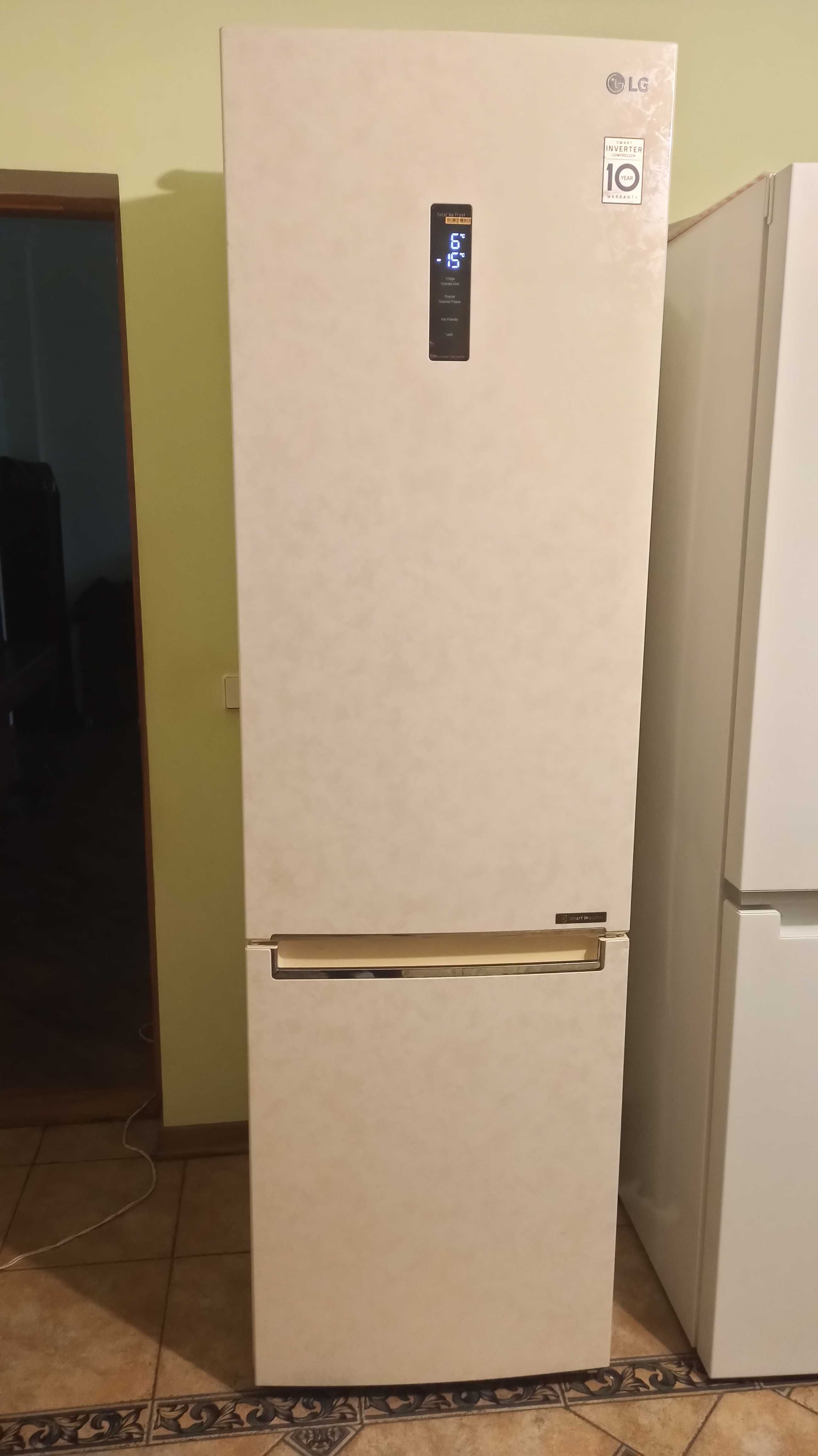 Холодильник LG GW-B509SLKM