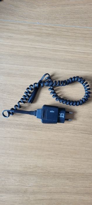 Zasilacz, ładowarka do golarki Braun 5497 12v 400 mA
